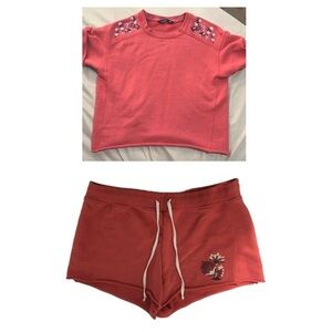 🌷Embroidered  Lounge Set